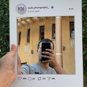 مرآة سيلفي بوست أنستا  Miroir Selfie Post Social Media Personnalisé